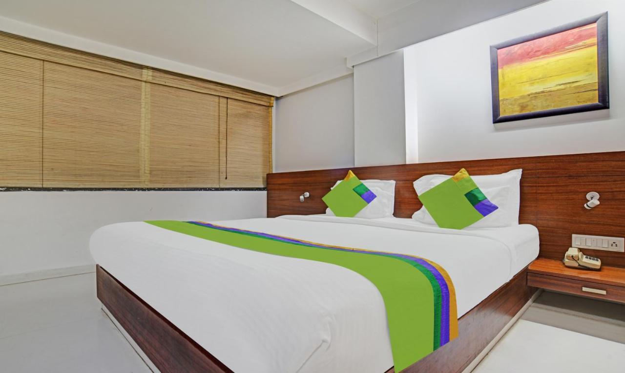 Treebo Cherry Tree Indore Exterior foto